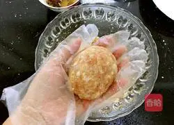 New Year's Eve dinner_Illustration of how to make Sixi Meatballs 5