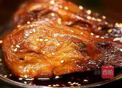 Illustration of how to make your own spicy duck head 4