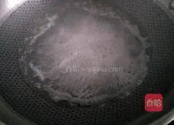 Fruit, Potato and Shrimp Salad (Illustration of Tips on How to Make Eggs Not Cracked 6