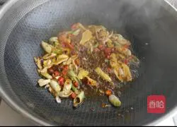 Illustration of how to make spicy fried clams 6