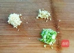 Illustration of how to cook broccoli with tomato sauce 2