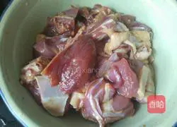 Illustration of how to make Hunan-style beer duck 2