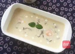 Illustration of cream of mushroom soup 12