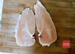 Chicken breast salad (reduced fat) Illustration of how to make a fatty meal 1