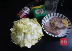Illustration of how to cook herring stewed with cabbage 1
