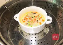 Illustration of how to make steamed eggs with colorful vegetables 6