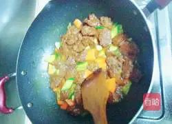 Illustration of how to make Nanjian meatballs 10