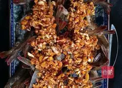 Illustration of how to make garlic shrimps 3