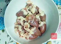 Illustration of how to make spicy chicken hearts 1