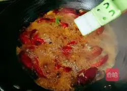 Spicy Illustration of how to make crayfish 15