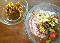 Illustration of how to make braised crab meat and lion head 8