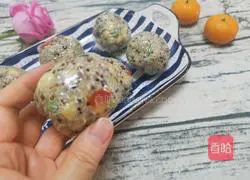 Illustration of three-color quinoa dumplings 9