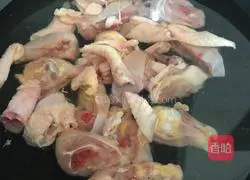 Chestnut Roast Chicken Recipe Illustration 2