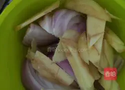 Illustration of how to make spicy crab 1