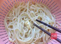 Illustration of how to make lean corn pasta 3