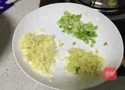 Illustration of how to make steamed lobster 1