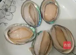 Simple version of steamed abalone recipe 1