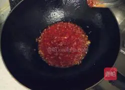 Illustration of how to make tomato sauce shrimp 6