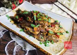 Illustration of home-cooked crispy bone fish 9