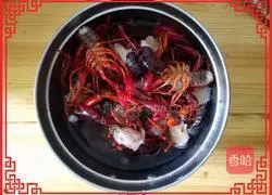 Lazy Spicy Crayfish Recipe Illustration 3