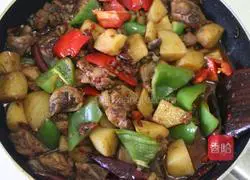 Illustration of how to make large plate chicken 8