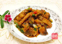 Illustration of braised fish cubes 12