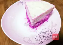 Illustration of how to make dragon fruit and coconut mousse cake 7