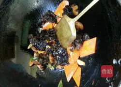 Illustration of how to make crispy pork slices 8