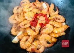 Illustration of home-style fried shrimp 8