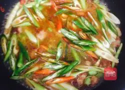 Illustration of how to make fried meat with bamboo shoots 9