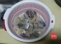 Illustration of Sichuan Spicy Boiled Fish 4