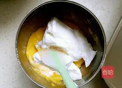 Strawberry Cream Cake Roll Recipe Illustration 12