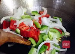 Illustration of how to stir-fry razor clams 6