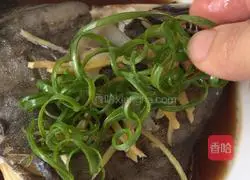 Illustration of how to make steamed opium fish head 7