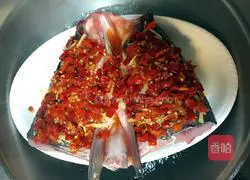 How to make fish head with chopped pepper Illustration 5