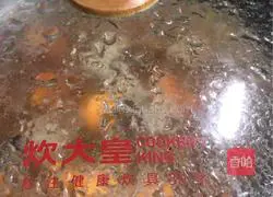 Cantonese style Illustration of how to make a farm dish - braised pork ribs with sweet potatoes 9