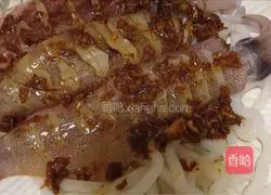 Illustration of how to steam squid with potato flour 5