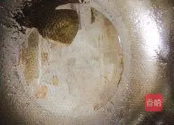 Stir-fried shredded pork with pepper and pickled mustard Illustration of how to do it 10