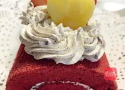 Red Velvet Oreo Crushed Salted Cream Cake Roll Recipe Illustration 8