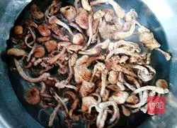 Illustration of how to cook chicken wings with mushrooms 2