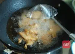 Illustration of home-style pot-wrapped pork 13