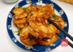 Illustration of how to make plate-licking garlic-flavored fried shrimps 9