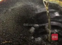 Illustration of how to make braised duck wings 1