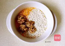 Illustration of how to make corn paste 2