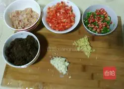 Illustration of how to make chicken, rice and sprouts 2