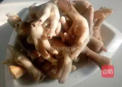 Ketchup Illustration of how to make chicken feet 3