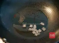 Illustration of Braised Pork and Stewed Eggs 2