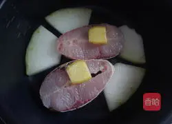 Illustration of how to make stewed herring with winter melon 4