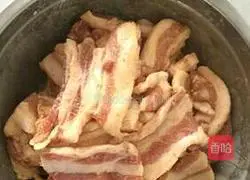 Illustration of how to make fried pork belly 2