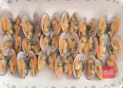 60-year-olds Illustration of how to make steamed eggs 3